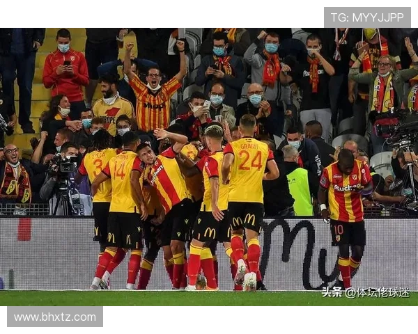 谁是法甲最佳球迷 热情与忠诚的代表 谁是法甲最佳球迷 热情与忠诚的代表